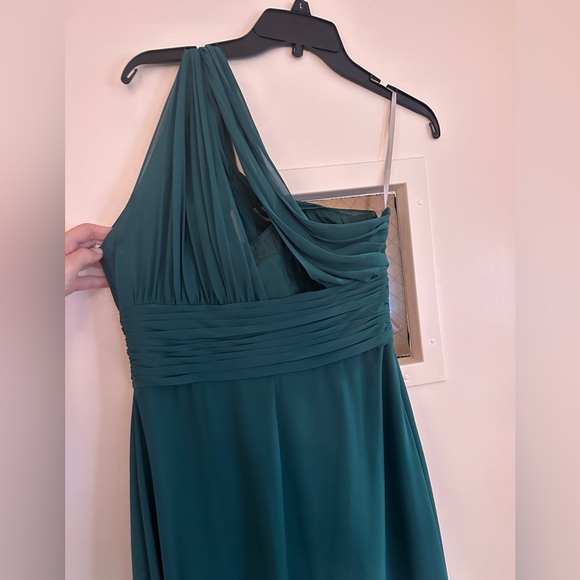 WTOO Bridesmaids 801 - size 8 - Picture 3 of 7